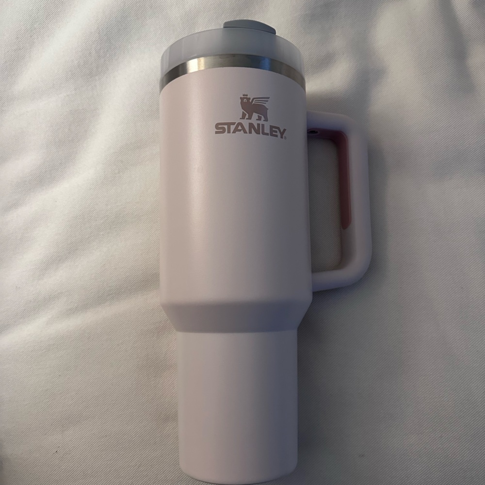 Stanley 40oz tumbler light pink